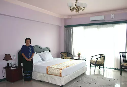 هتل Yangon International