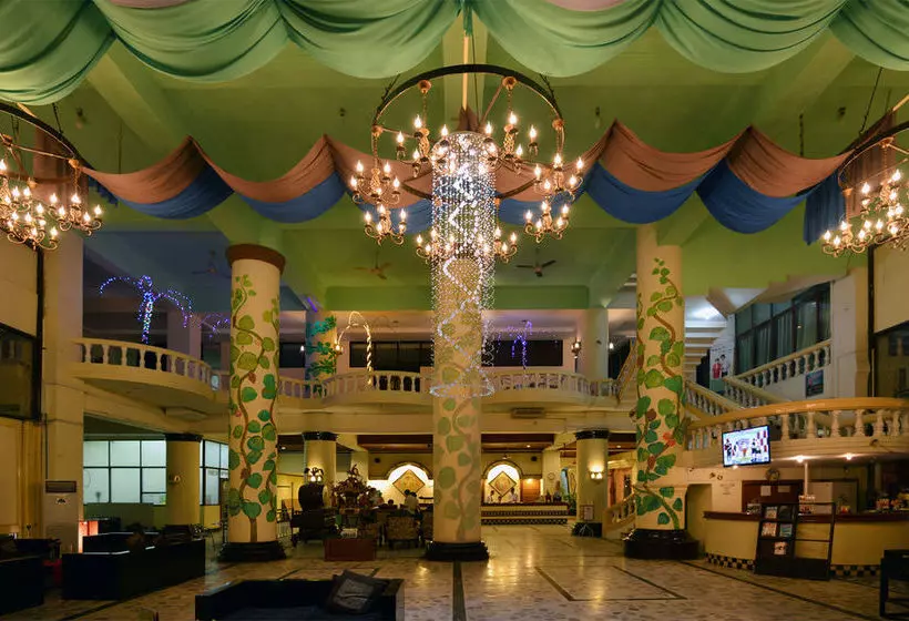 هتل Yangon International