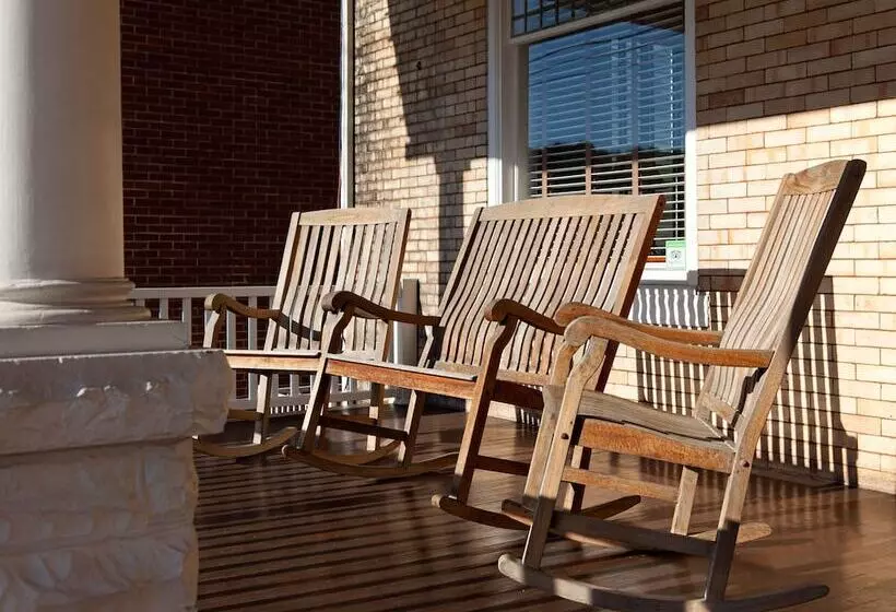 펜션 The Guest House Inn On Courthouse Square