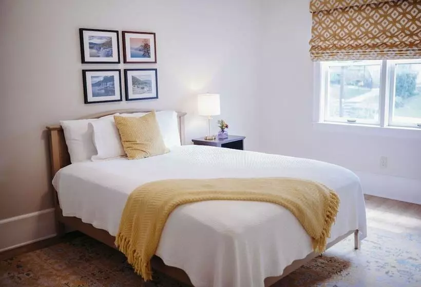 펜션 The Guest House Inn On Courthouse Square