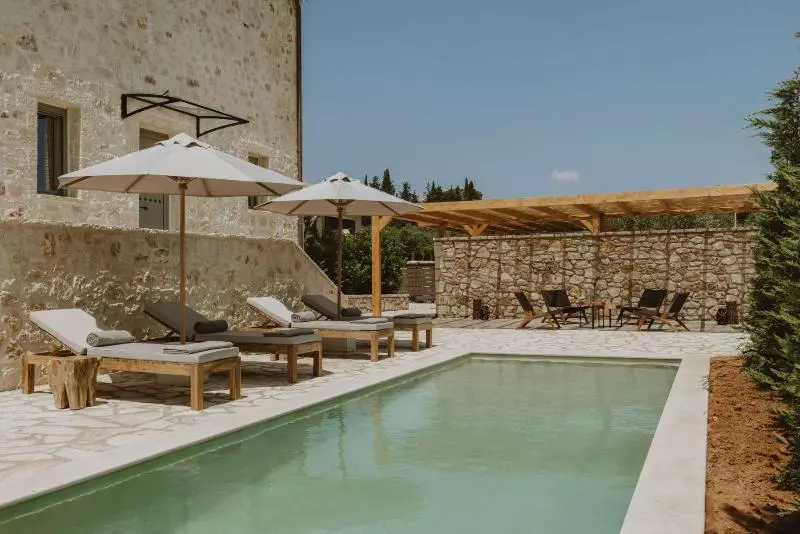 Hotelli Nama Seaside Villas