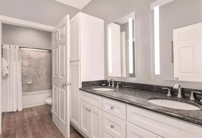 Club Wyndham At The Cottages