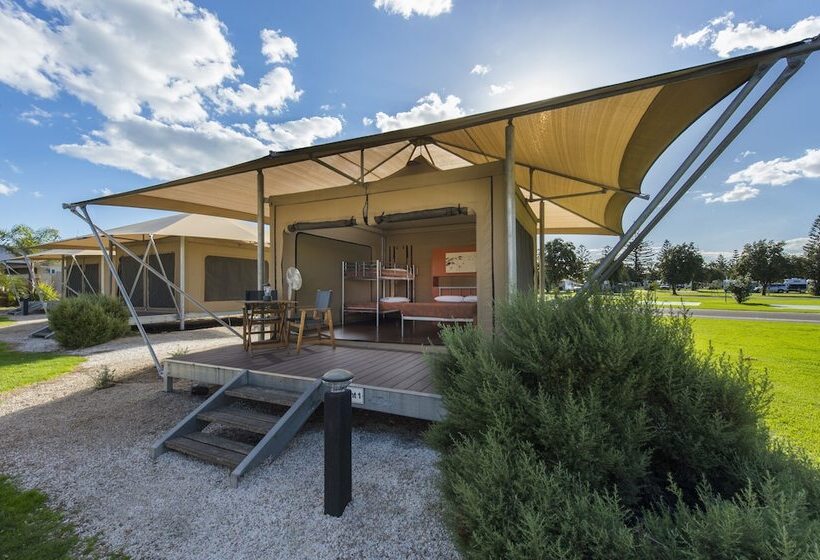 Отель Discovery Parks   West Beach Parks