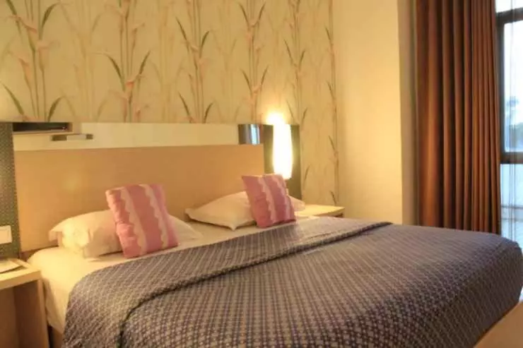 Hotel Dewarna Sutoyo