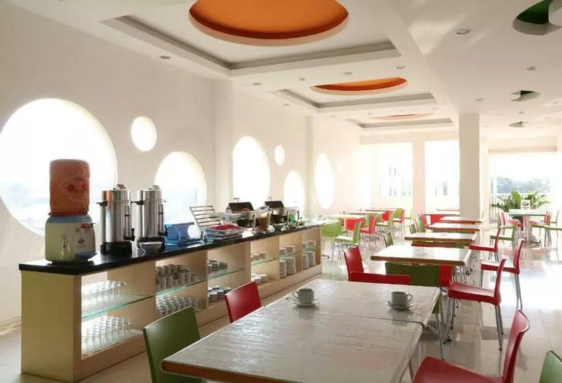 Hotel Dewarna Sutoyo