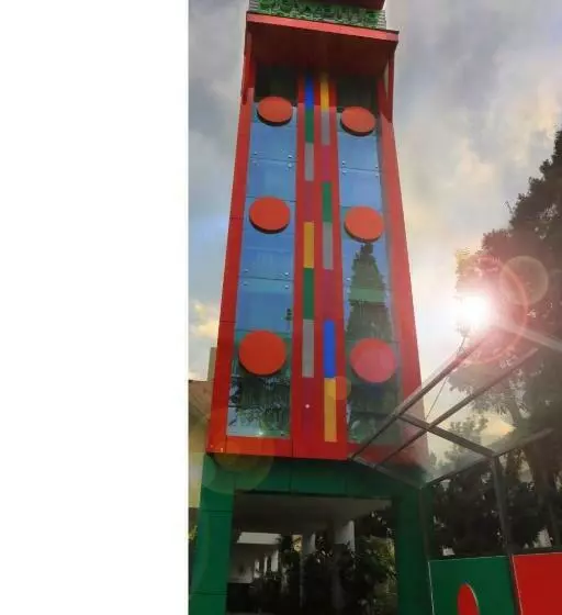 Hotel Dewarna Sutoyo