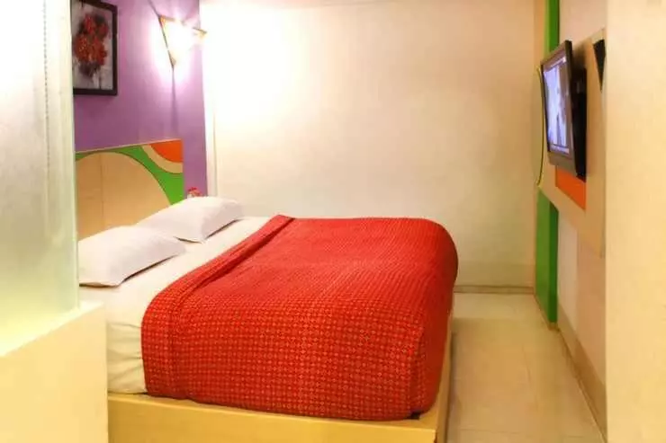 Hotel Dewarna Sutoyo