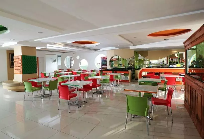 Hotel Dewarna Sutoyo