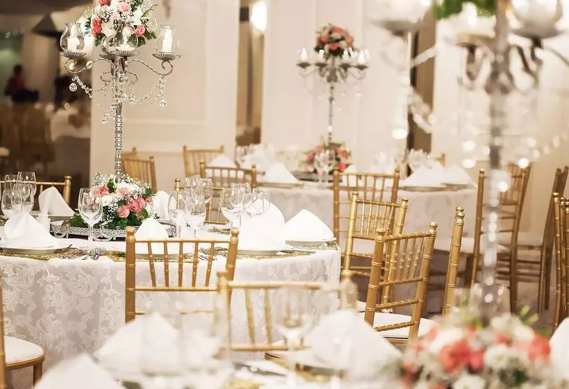 בית מלון כפרי Doubletree By Hilton Gaziantep