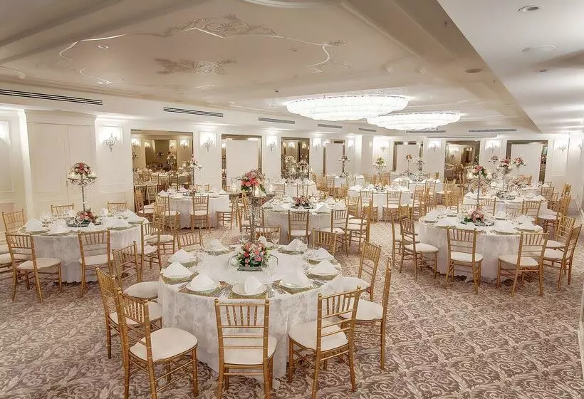 בית מלון כפרי Doubletree By Hilton Gaziantep