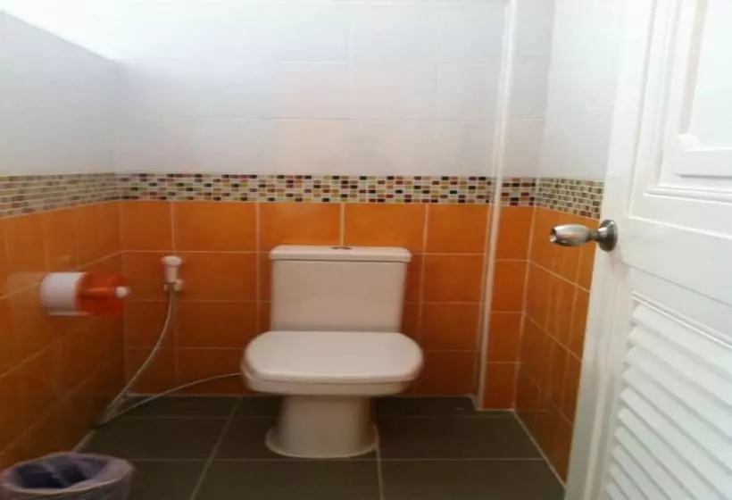 Отель Lanta Sun Smile Place