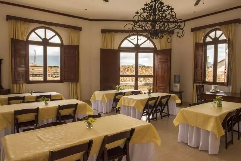 هتل Real La Merced