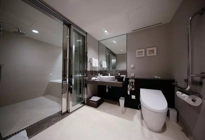 Solaria Nishitetsu Hotel Seoul Myeongdong