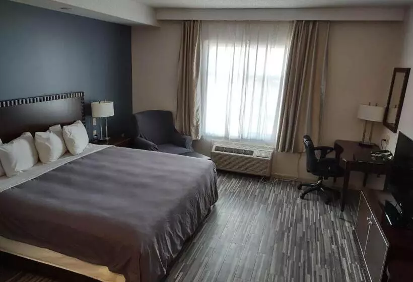 酒店 Days Inn & Suites By Wyndham Fort Saskatchewan