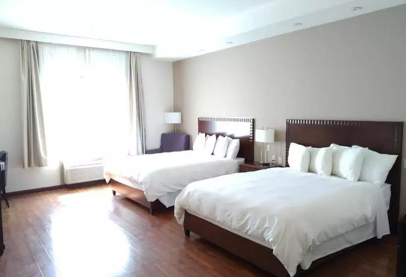 酒店 Days Inn & Suites By Wyndham Fort Saskatchewan