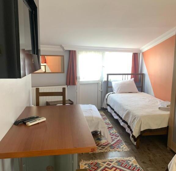 ホテル Tom Square Boutique