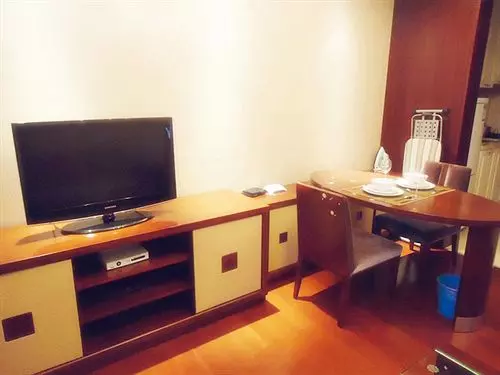 Jing'an Ziyuan Apartment