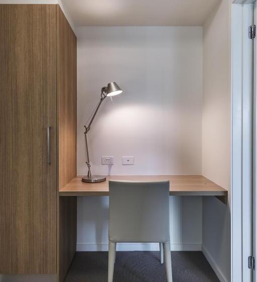 Link Portside Wharf Apartment