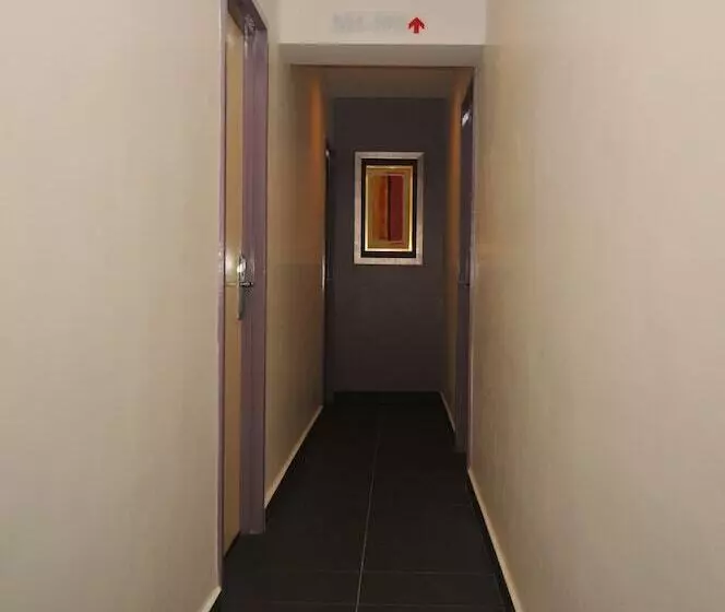 M Design Hotel At Pandan Indah