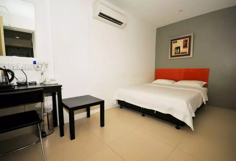 M Design Hotel At Pandan Indah