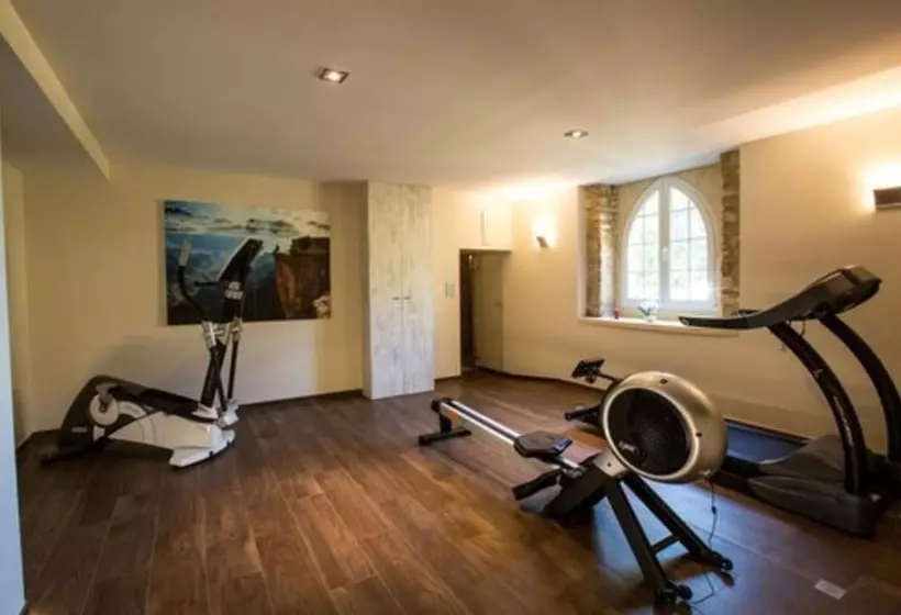 ペンション Chateau De Maraval