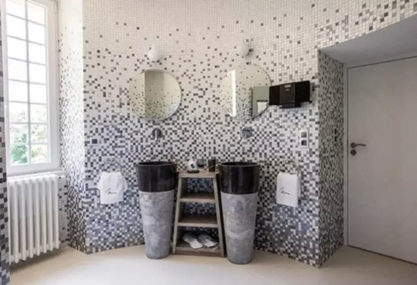 ペンション Chateau De Maraval