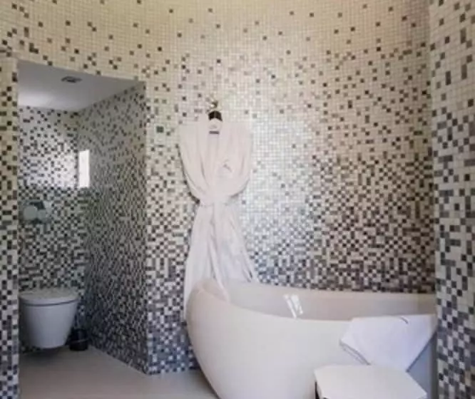 ペンション Chateau De Maraval