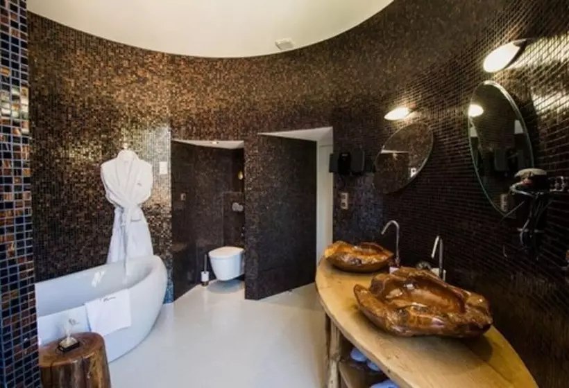 ペンション Chateau De Maraval