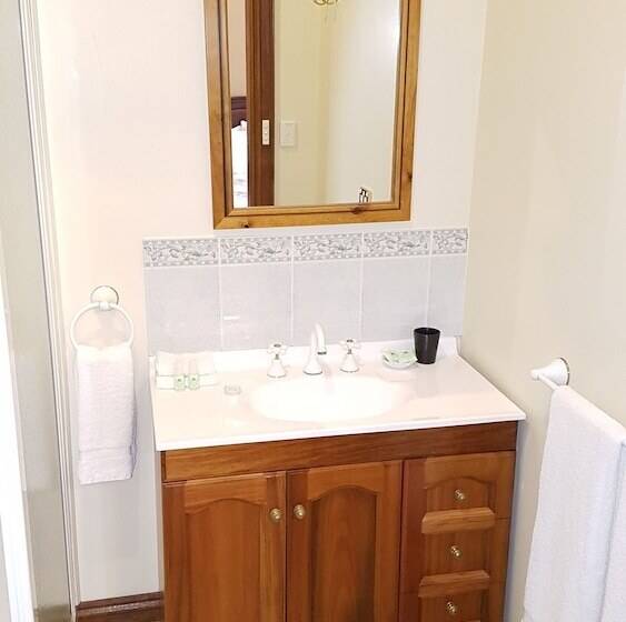 The Postmaster Inn Bnb