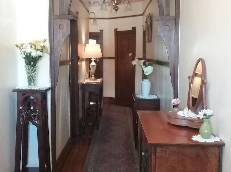 The Postmaster Inn Bnb