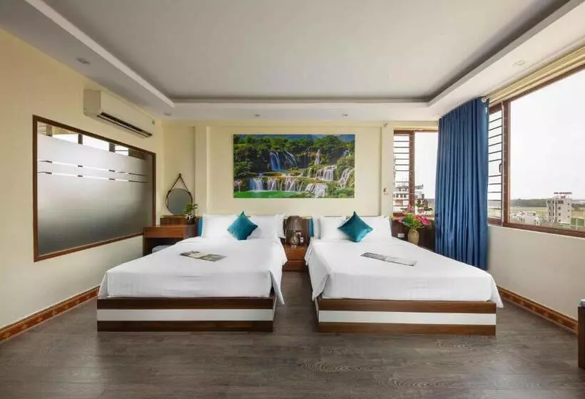 Viet Village Hotel & Travel