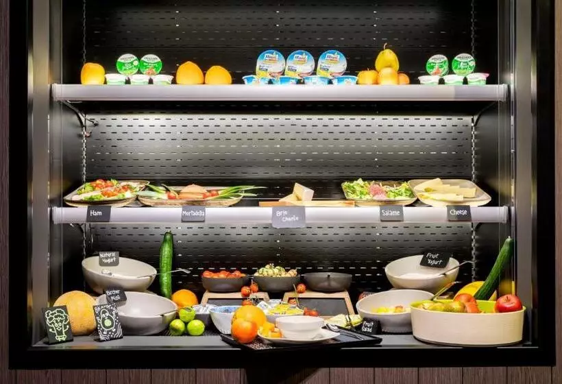 ホテル Moxy Dortmund City