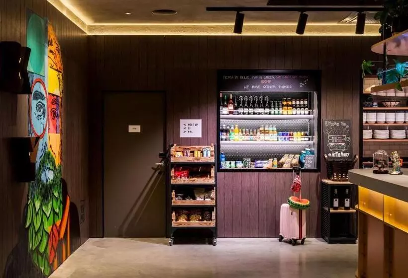 ホテル Moxy Dortmund City