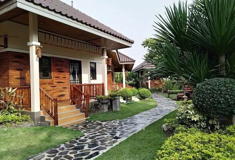 ホテル Starwell Bali Resort