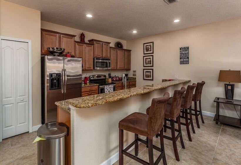 Paradise Palms Ru960