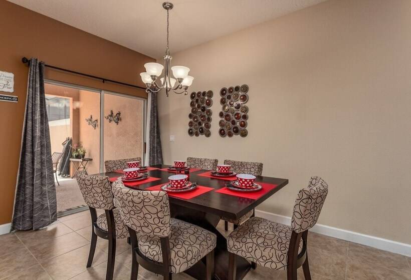 Paradise Palms Ru960