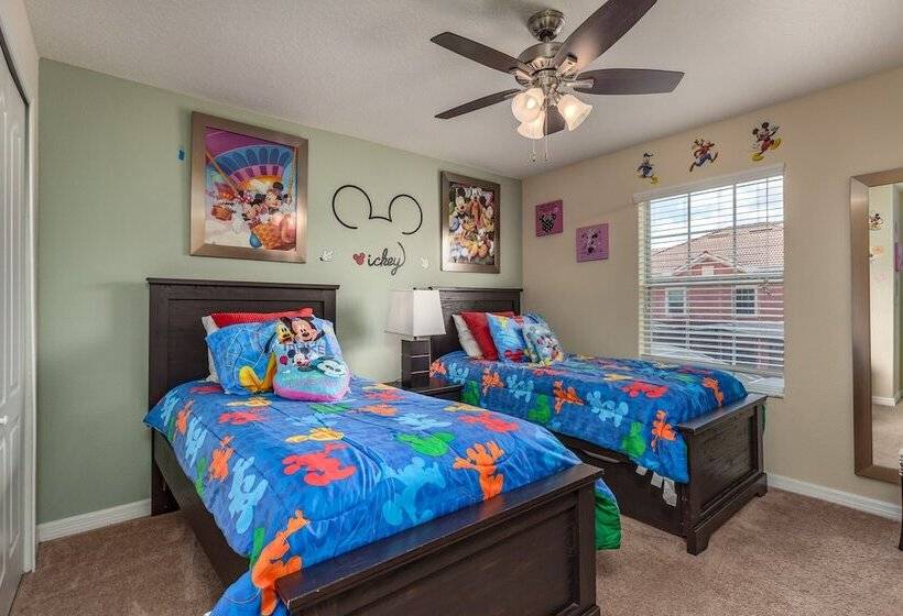 Paradise Palms Ru960