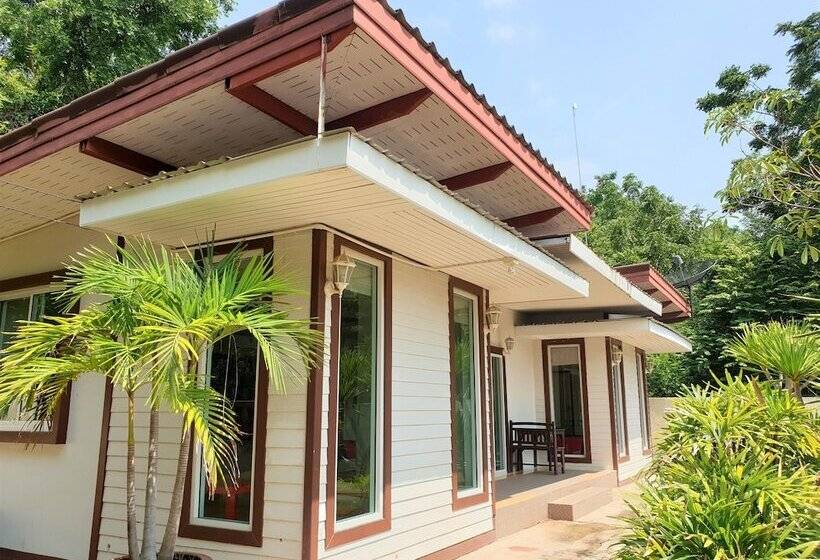 פנסיון Sea Beach Koh Larn 3