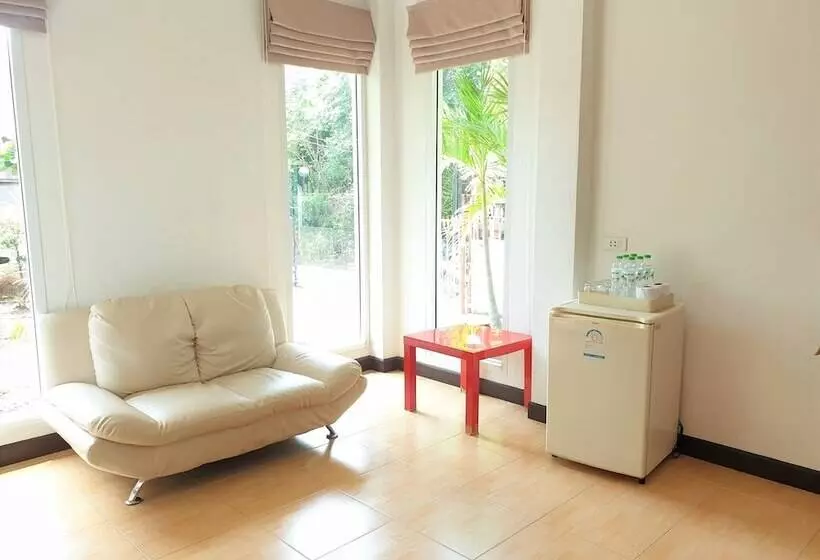 ペンション Sea Beach Koh Larn 3