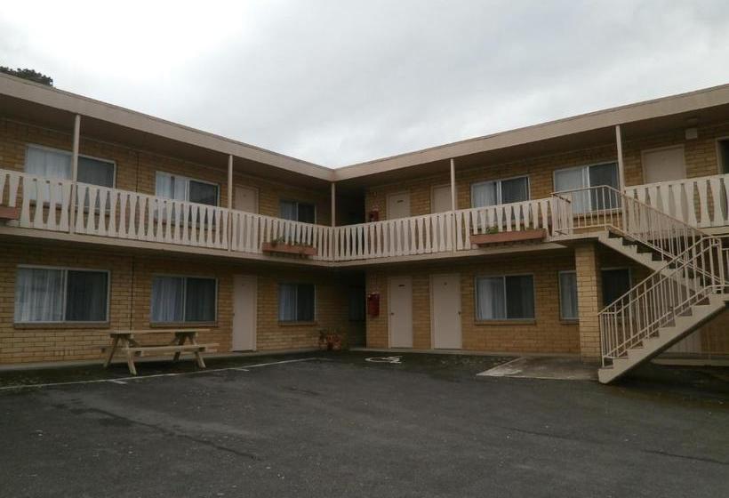 בית מלון כפרי Aberdeen Court Apartments