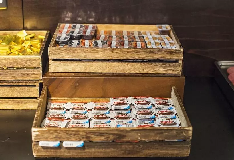 호스텔 Safestay London Kensington Holland Park