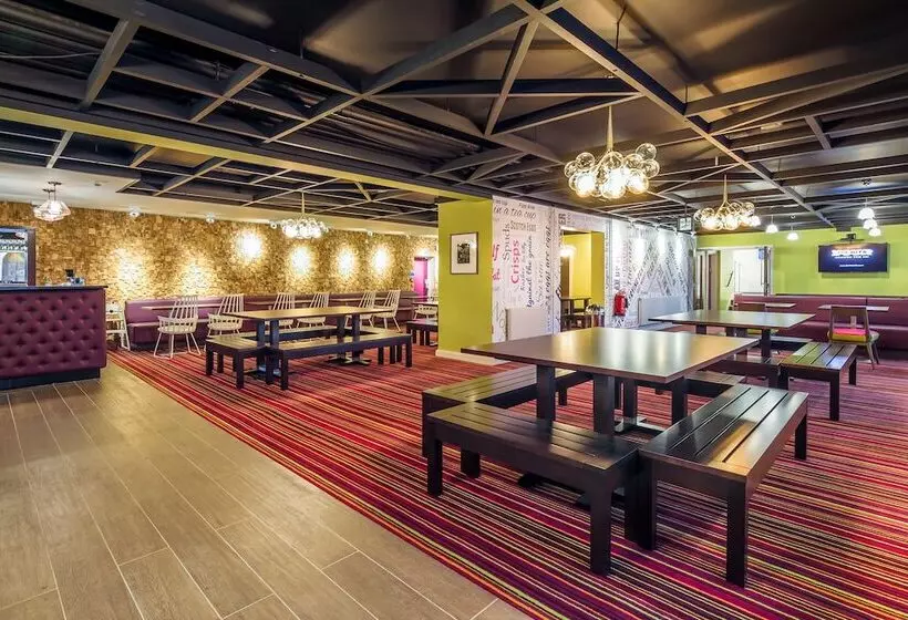 호스텔 Safestay London Kensington Holland Park