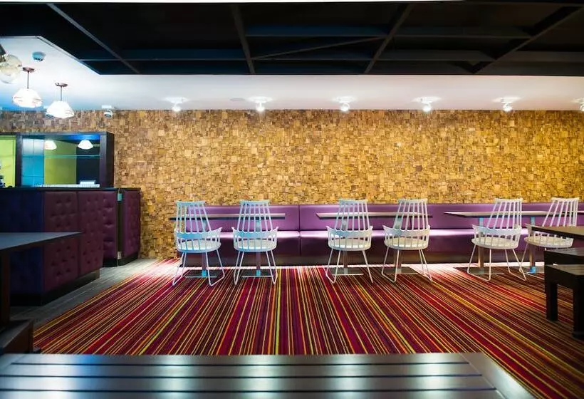 호스텔 Safestay London Kensington Holland Park