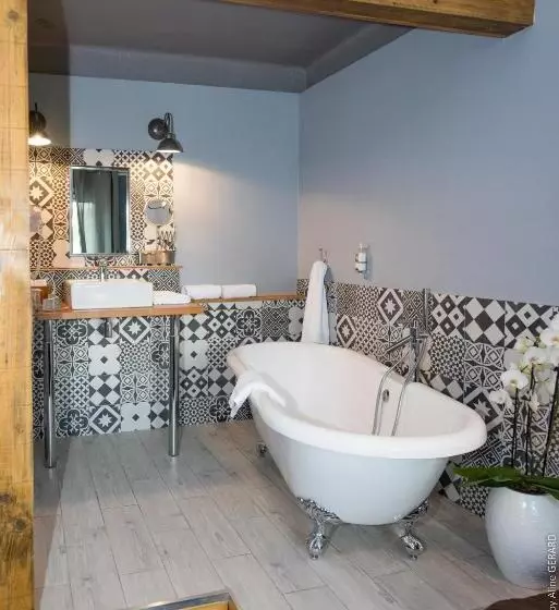 בית מלון כפרי Logis Hôtel La Magnanerie   Côté Bistro