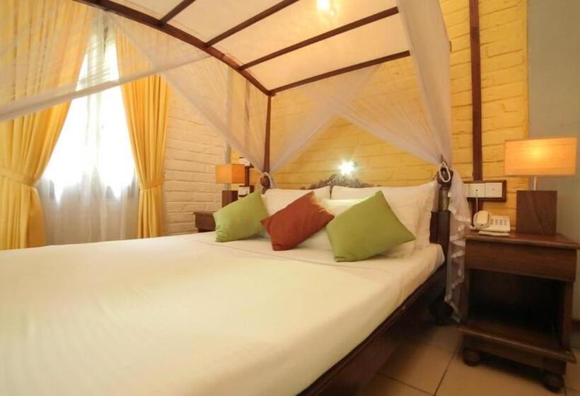 فندق Lake Serenity Resort & Spa