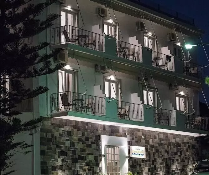 Отель Paraskevas Boutique