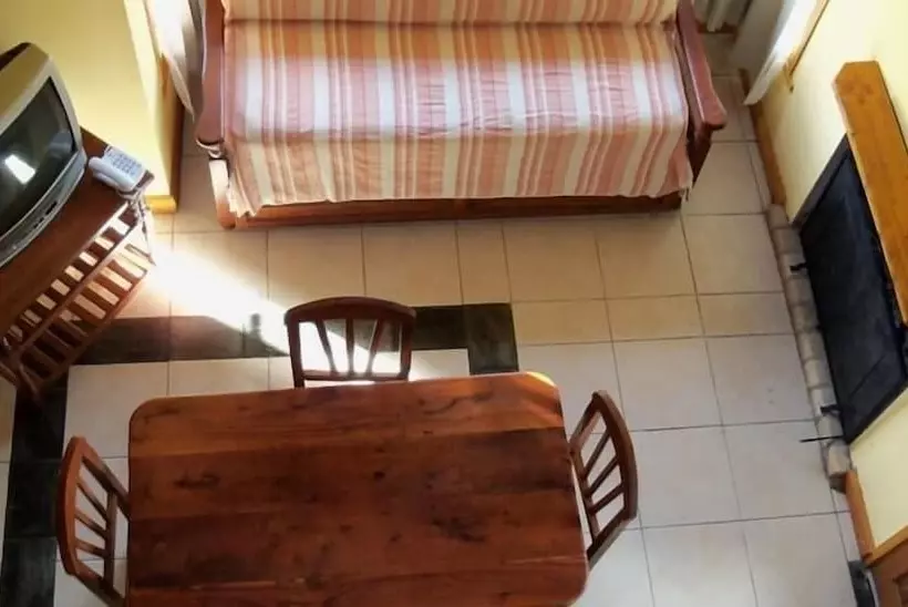 هتل Pinares Del Epuyen