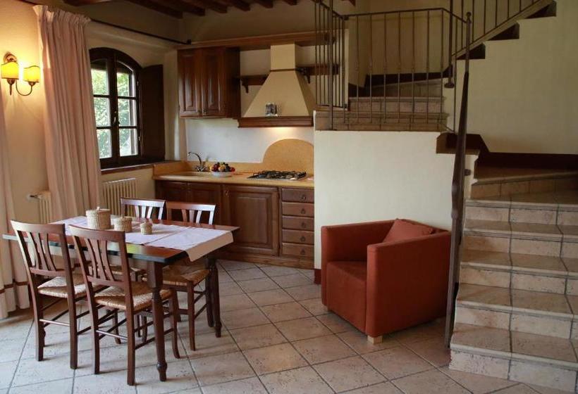 Отель Relais Guado Al Sole