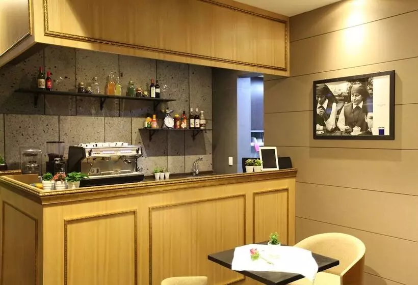 בית מלון כפרי Vine