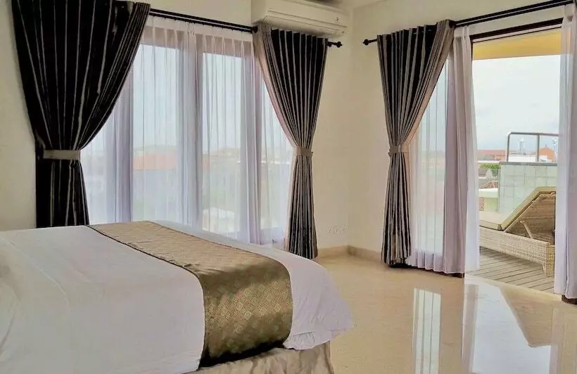 Kuta Townhouse Apartments